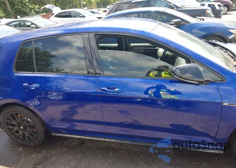 2018 Volkswagen Golf z USA, uszkodzony, nr VIN WVWVF7AU9JW246641